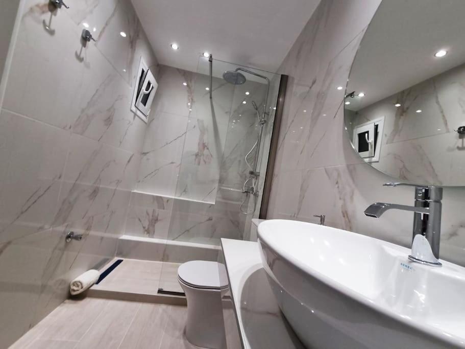 ניקיטי Our Home-Fully Renovated Apartments And Studios By The Sea מראה חיצוני תמונה