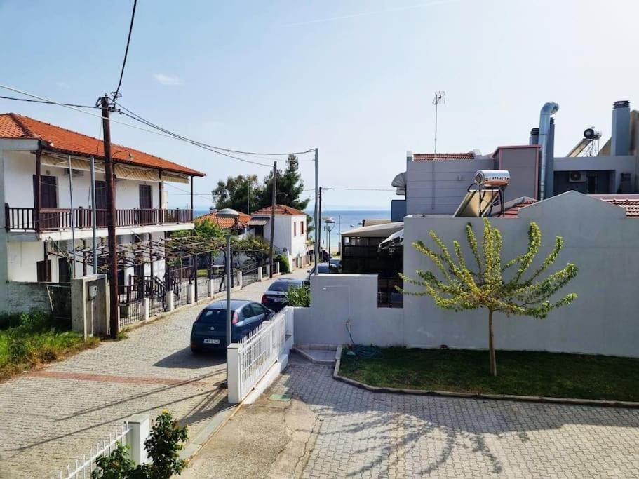 ניקיטי Our Home-Fully Renovated Apartments And Studios By The Sea מראה חיצוני תמונה