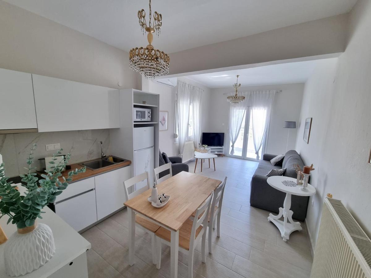 ניקיטי Our Home-Fully Renovated Apartments And Studios By The Sea מראה חיצוני תמונה