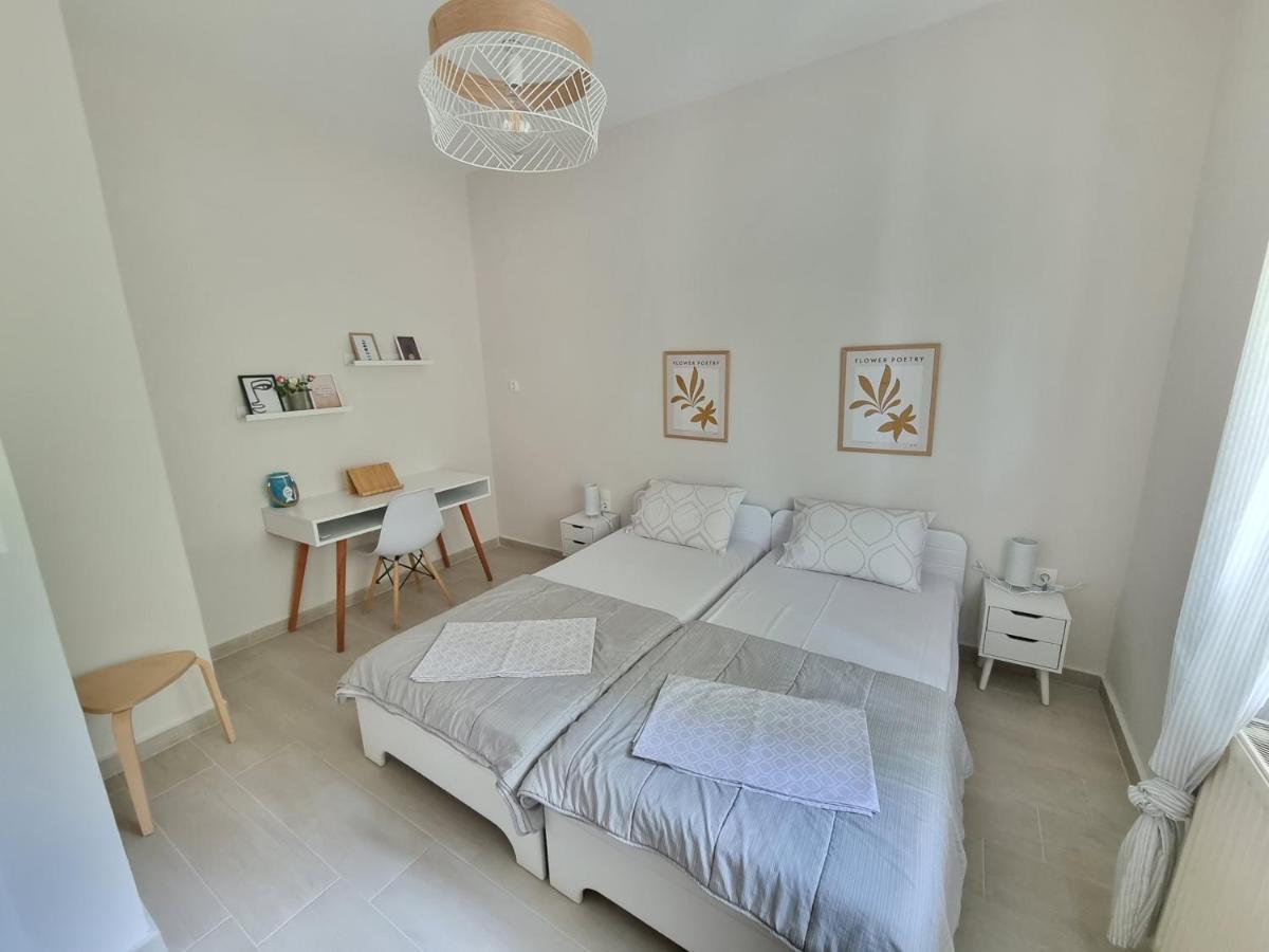 ניקיטי Our Home-Fully Renovated Apartments And Studios By The Sea מראה חיצוני תמונה