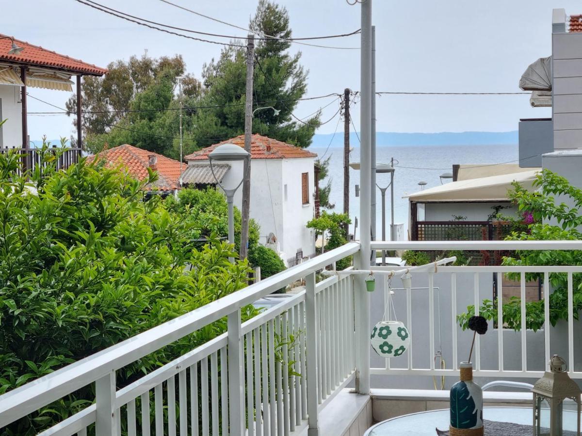 ניקיטי Our Home-Fully Renovated Apartments And Studios By The Sea מראה חיצוני תמונה