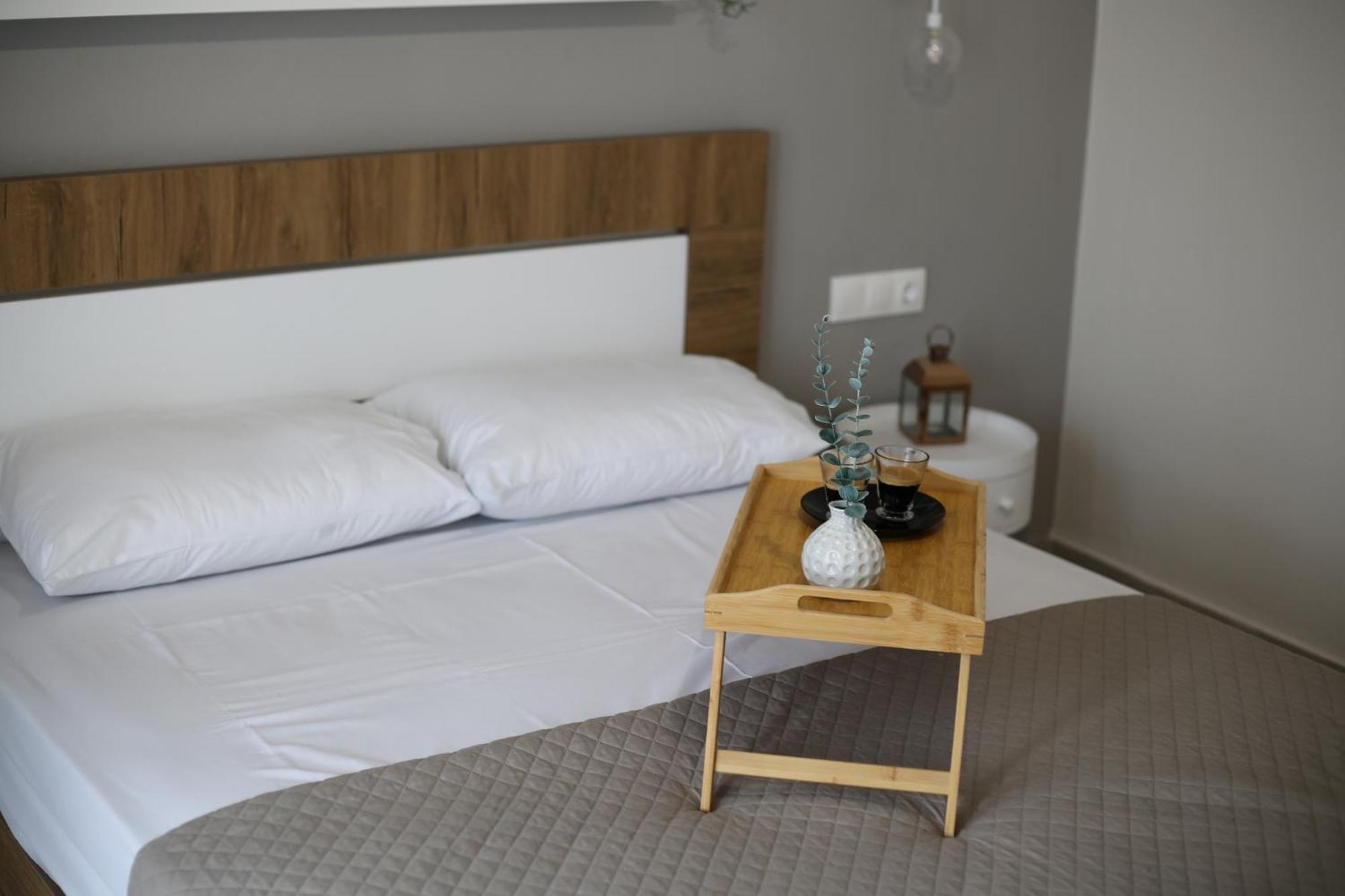 ניקיטי Our Home-Fully Renovated Apartments And Studios By The Sea מראה חיצוני תמונה